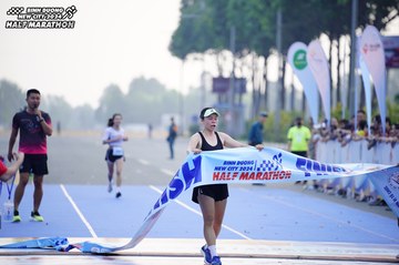BINH DUONG NEW CITY HALF MARATHON 2024 - Ảnh #1772234