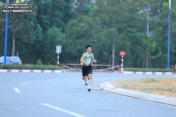 BINH DUONG NEW CITY HALF MARATHON 2024 - Ảnh #1735931
