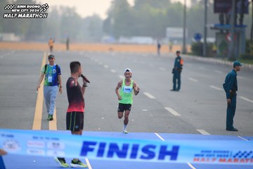 BINH DUONG NEW CITY HALF MARATHON 2024 - Ảnh #1738576