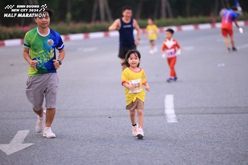 BINH DUONG NEW CITY HALF MARATHON 2024 - Ảnh #1727130