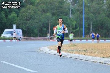 BINH DUONG NEW CITY HALF MARATHON 2024 - Ảnh #1735665