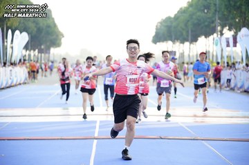 BINH DUONG NEW CITY HALF MARATHON 2024 - Ảnh #1762936