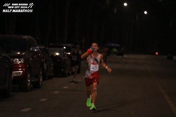 BINH DUONG NEW CITY HALF MARATHON 2024 - Ảnh #1739964