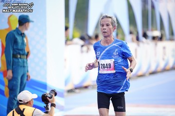 BINH DUONG NEW CITY HALF MARATHON 2024 - Ảnh #1758159