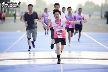 BINH DUONG NEW CITY HALF MARATHON 2024 - Ảnh #1761674