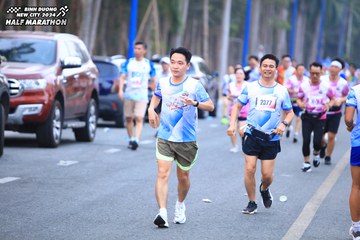 BINH DUONG NEW CITY HALF MARATHON 2024 - Ảnh #1750898