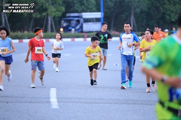 BINH DUONG NEW CITY HALF MARATHON 2024 - Ảnh #1726529