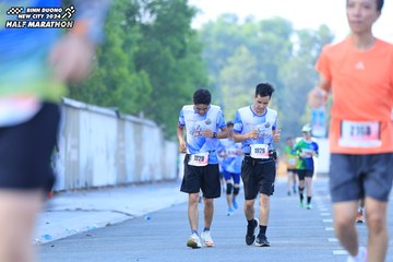 BINH DUONG NEW CITY HALF MARATHON 2024 - Ảnh #1768112
