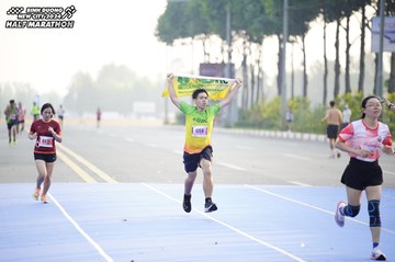 BINH DUONG NEW CITY HALF MARATHON 2024 - Ảnh #1757077