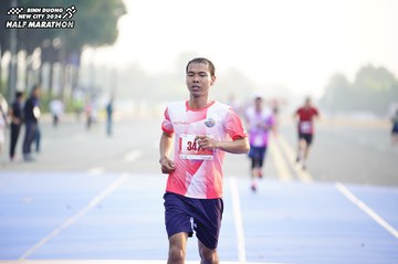 BINH DUONG NEW CITY HALF MARATHON 2024 - Ảnh #1757277