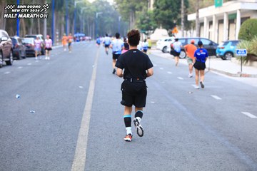 BINH DUONG NEW CITY HALF MARATHON 2024 - Ảnh #1755498