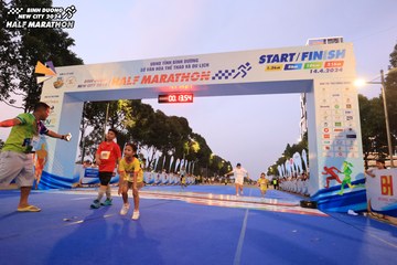 BINH DUONG NEW CITY HALF MARATHON 2024 - Ảnh #1729676