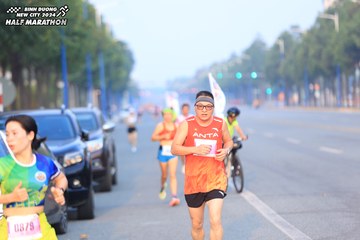 BINH DUONG NEW CITY HALF MARATHON 2024 - Ảnh #1739778