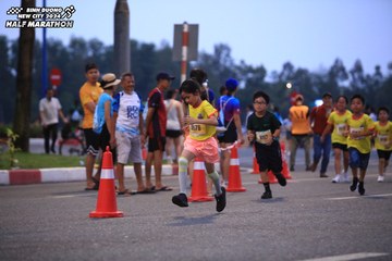 BINH DUONG NEW CITY HALF MARATHON 2024 - Ảnh #1728111