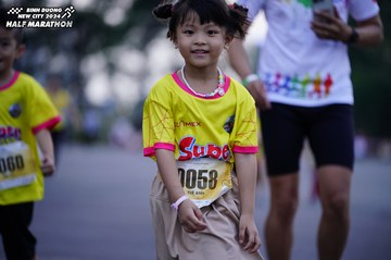 BINH DUONG NEW CITY HALF MARATHON 2024 - Ảnh #1724808