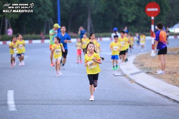 BINH DUONG NEW CITY HALF MARATHON 2024 - Ảnh #1726628