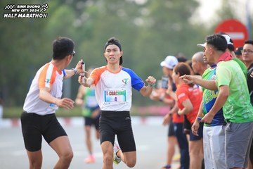 BINH DUONG NEW CITY HALF MARATHON 2024 - Ảnh #1736569