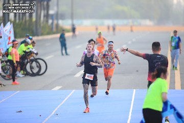 BINH DUONG NEW CITY HALF MARATHON 2024 - Ảnh #1739198