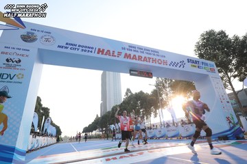 BINH DUONG NEW CITY HALF MARATHON 2024 - Ảnh #1819929