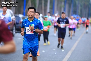 BINH DUONG NEW CITY HALF MARATHON 2024 - Ảnh #1750560