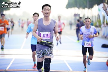 BINH DUONG NEW CITY HALF MARATHON 2024 - Ảnh #1759379