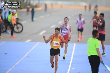 BINH DUONG NEW CITY HALF MARATHON 2024 - Ảnh #1739367