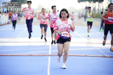 BINH DUONG NEW CITY HALF MARATHON 2024 - Ảnh #1762710