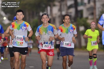 BINH DUONG NEW CITY HALF MARATHON 2024 - Ảnh #1741068