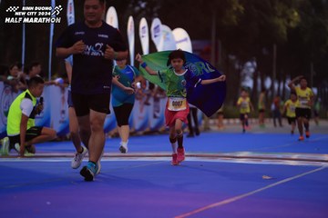 BINH DUONG NEW CITY HALF MARATHON 2024 - Ảnh #1729172