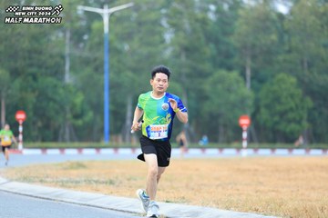 BINH DUONG NEW CITY HALF MARATHON 2024 - Ảnh #1735501
