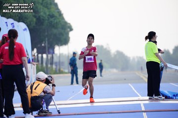 BINH DUONG NEW CITY HALF MARATHON 2024 - Ảnh #1771182