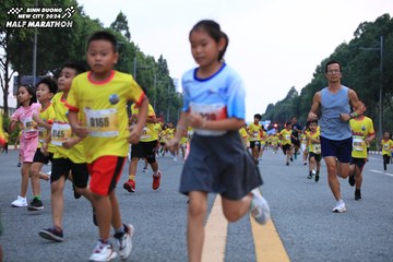 BINH DUONG NEW CITY HALF MARATHON 2024 - Ảnh #1727748