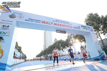 BINH DUONG NEW CITY HALF MARATHON 2024 - Ảnh #1820908