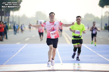 BINH DUONG NEW CITY HALF MARATHON 2024 - Ảnh #1761509