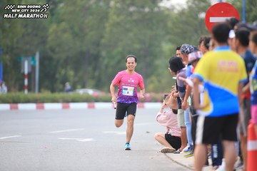 BINH DUONG NEW CITY HALF MARATHON 2024 - Ảnh #1736931