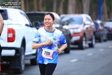 BINH DUONG NEW CITY HALF MARATHON 2024 - Ảnh #1755485