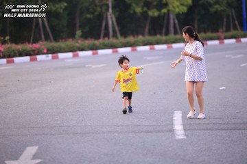 BINH DUONG NEW CITY HALF MARATHON 2024 - Ảnh #1727258