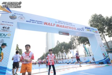BINH DUONG NEW CITY HALF MARATHON 2024 - Ảnh #1821960