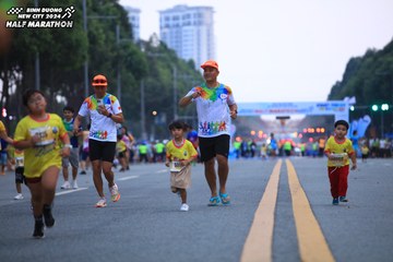 BINH DUONG NEW CITY HALF MARATHON 2024 - Ảnh #1727821