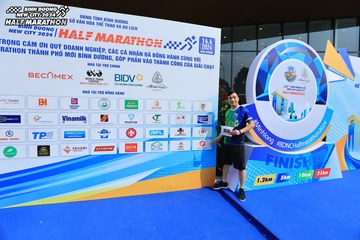 BINH DUONG NEW CITY HALF MARATHON 2024 - Ảnh #1724047