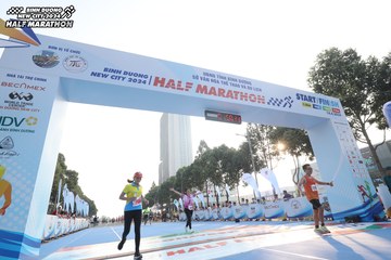 BINH DUONG NEW CITY HALF MARATHON 2024 - Ảnh #1821113