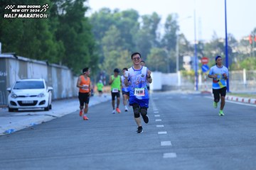 BINH DUONG NEW CITY HALF MARATHON 2024 - Ảnh #1776257