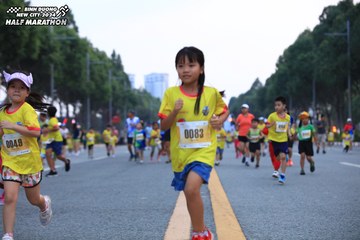 BINH DUONG NEW CITY HALF MARATHON 2024 - Ảnh #1727778