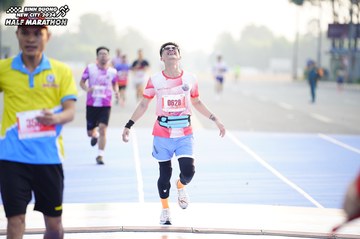 BINH DUONG NEW CITY HALF MARATHON 2024 - Ảnh #1757427