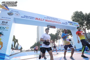 BINH DUONG NEW CITY HALF MARATHON 2024 - Ảnh #1819813