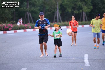 BINH DUONG NEW CITY HALF MARATHON 2024 - Ảnh #1726933