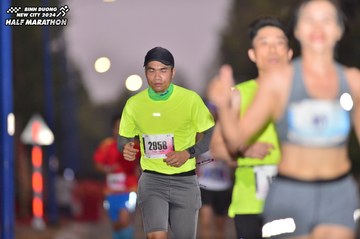 BINH DUONG NEW CITY HALF MARATHON 2024 - Ảnh #1756581