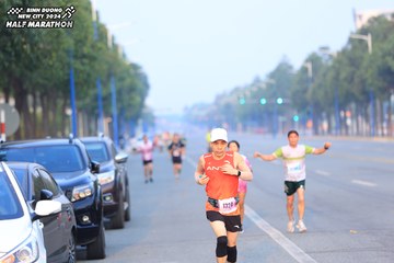 BINH DUONG NEW CITY HALF MARATHON 2024 - Ảnh #1739706