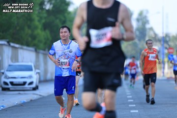 BINH DUONG NEW CITY HALF MARATHON 2024 - Ảnh #1765333