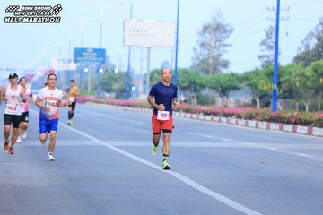 BINH DUONG NEW CITY HALF MARATHON 2024 - Ảnh #1766408